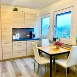 Apartament Traumhaftes Mit Dachterrasse Und Schlossblick *